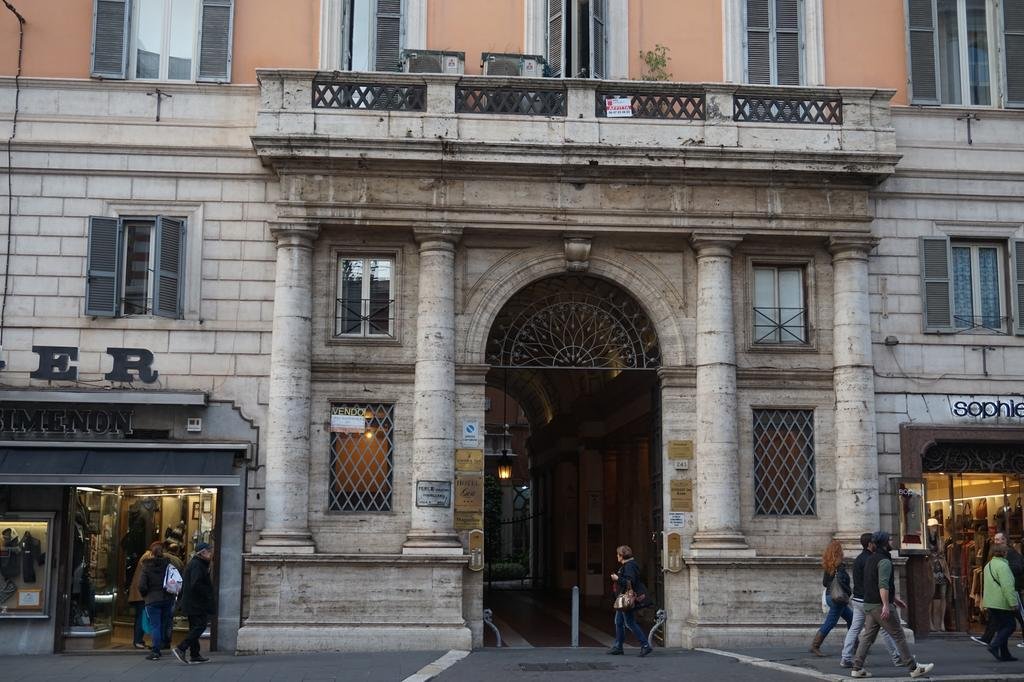 Everest Inn Rome photo 1