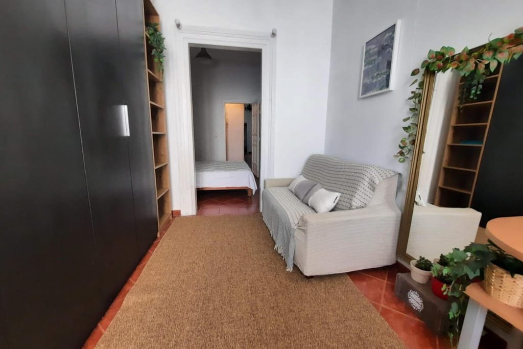 BARRIO DE LAS LETRAS, Corazón de Madrid – Double Room with Balcony photo 9
