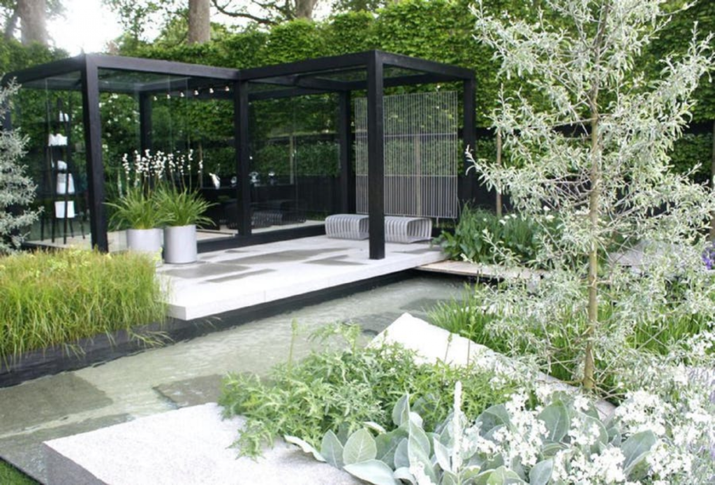Nice property with garden and terrace photo 3