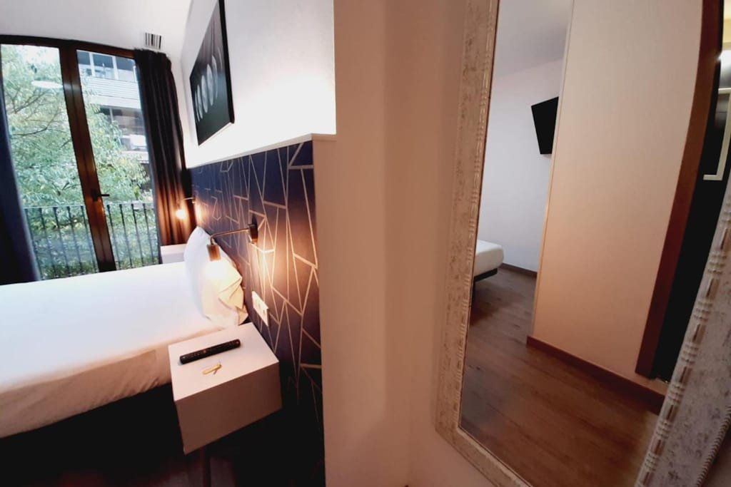 Hostal Laia by gaiarooms – Double Room photo 6