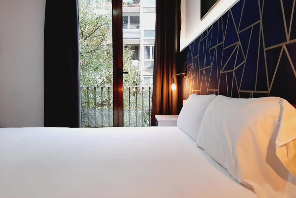 Hostal Laia by gaiarooms – Double Room photo 2