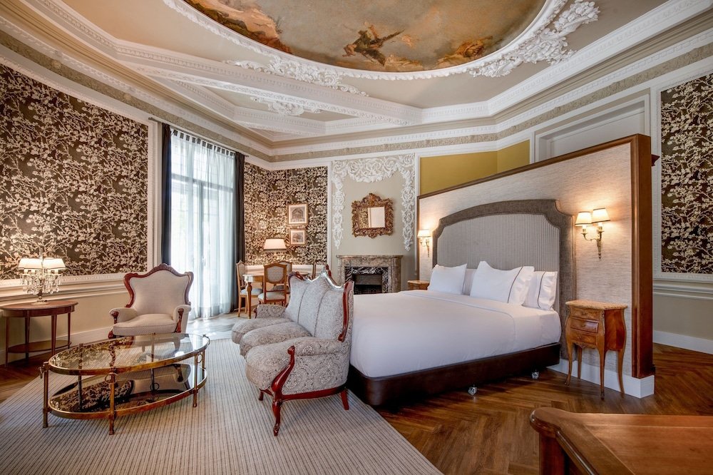 Hotel Palacio Del Retiro, Autograph Collection photo 1