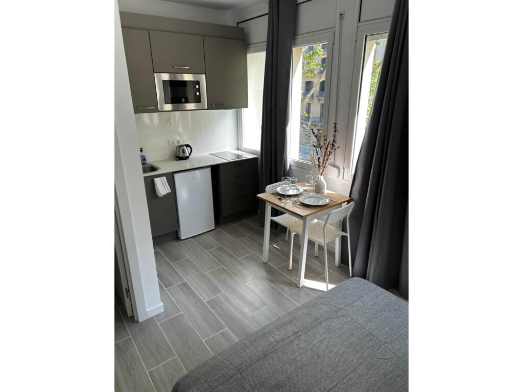 Studio in Plaza Catalunya photo 4