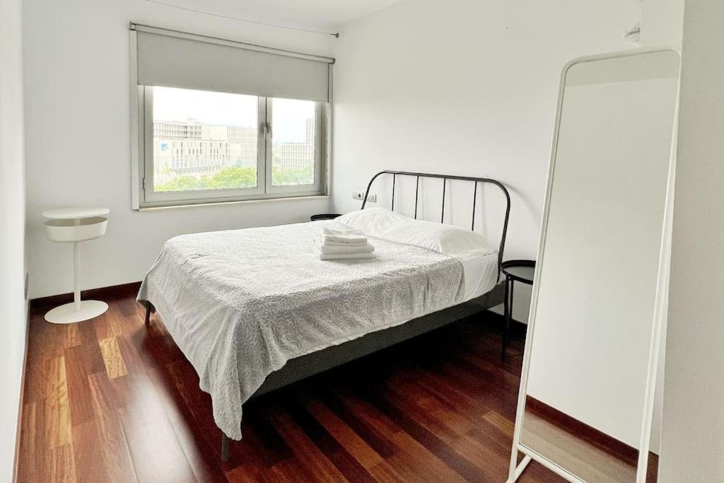 Ral48 – Two-Bedroom Apartment with Partial Ocean View photo 3