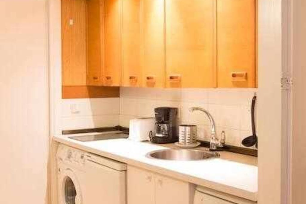 Un elegante piso para descubrir Madrid – One-Bedroom Apartment photo 4