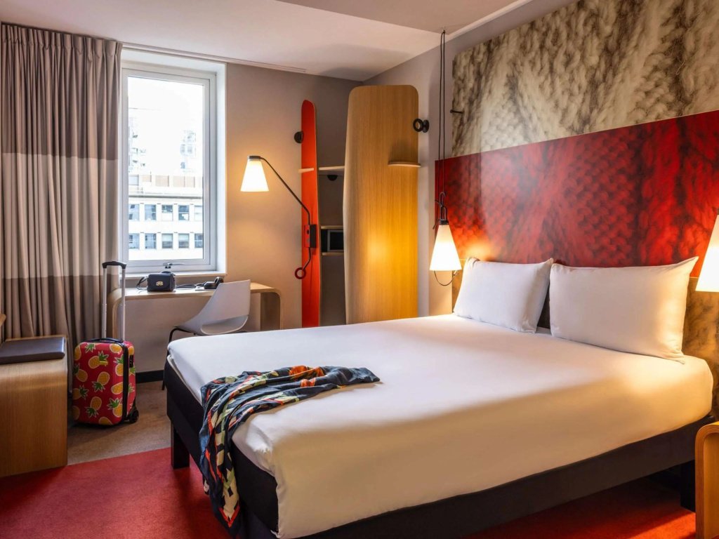 Ibis Rotterdam City Centre photo 5