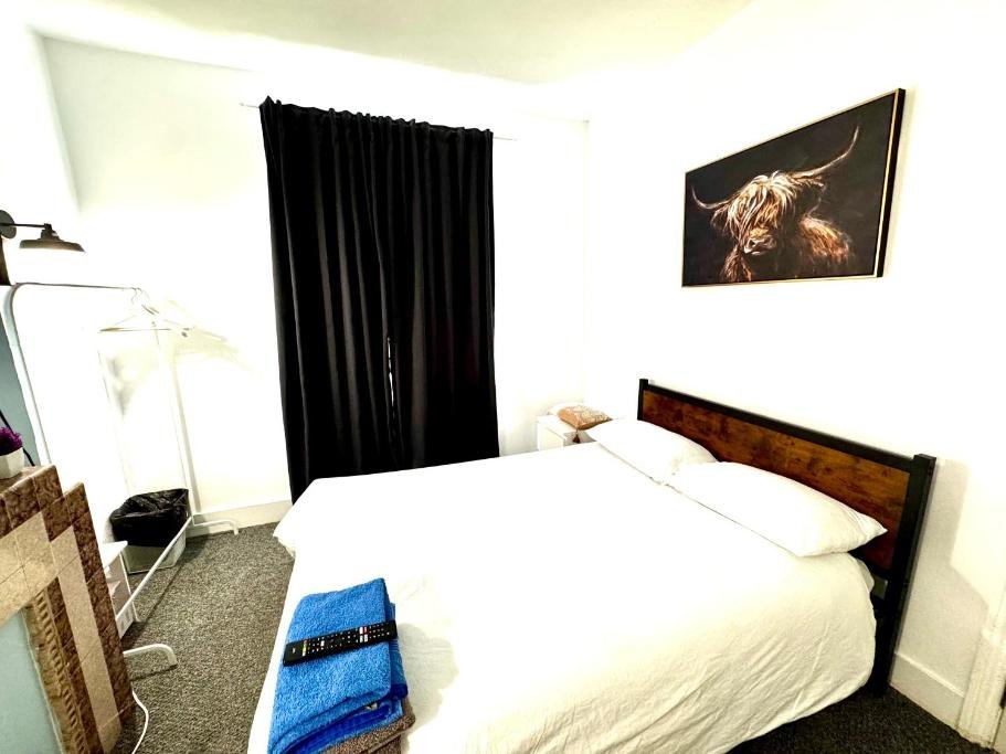 Wembley property – Budget Double Room photo 8