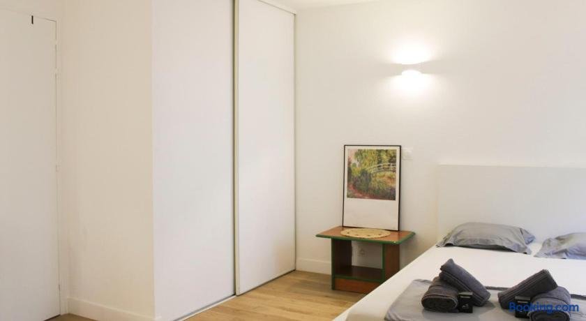 Charming bright studio in the heart of Paris – Entire Place photo 7