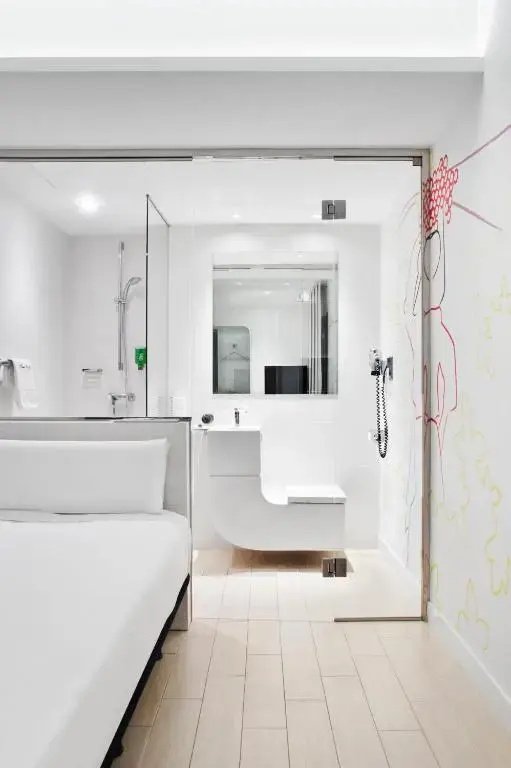 Hotel ibis Styles Madrid Prado photo 7