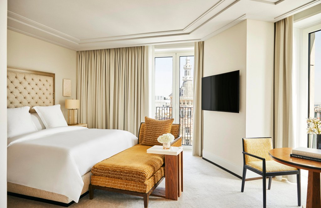 Four Seasons Hotel Madrid photo 9