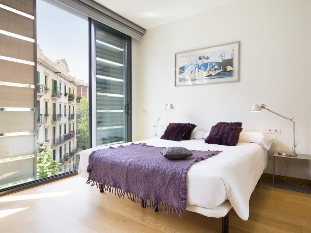 Stylish flat with a Community Swimming Pool for 8 photo 9