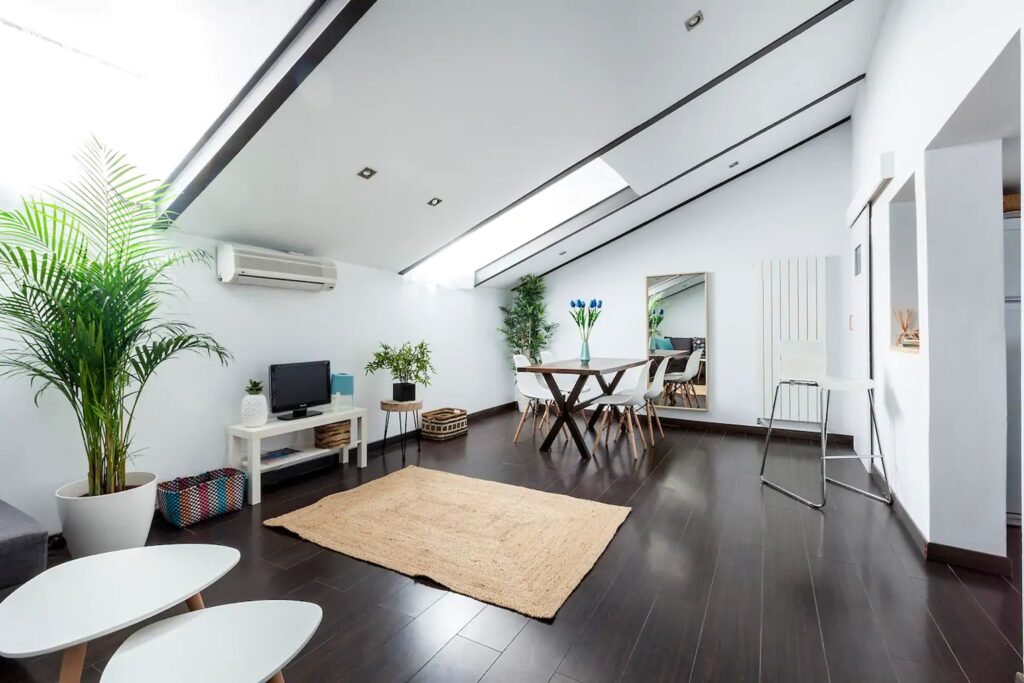 Charming Apartment in Madrid 57 m² + Internet photo 3