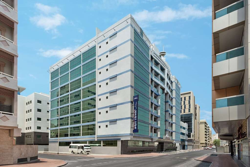 Howard Johnson Plaza by Wyndham Dubai Deira photo 1